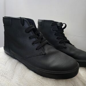 Nautica Black Sneakers Modern Minimalist Design